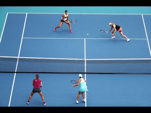 Photo: miami doubles tennis