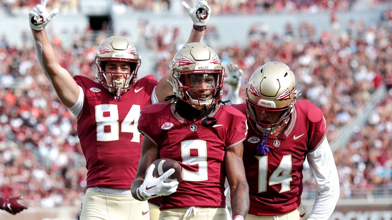 Photo: betting line for bowl games