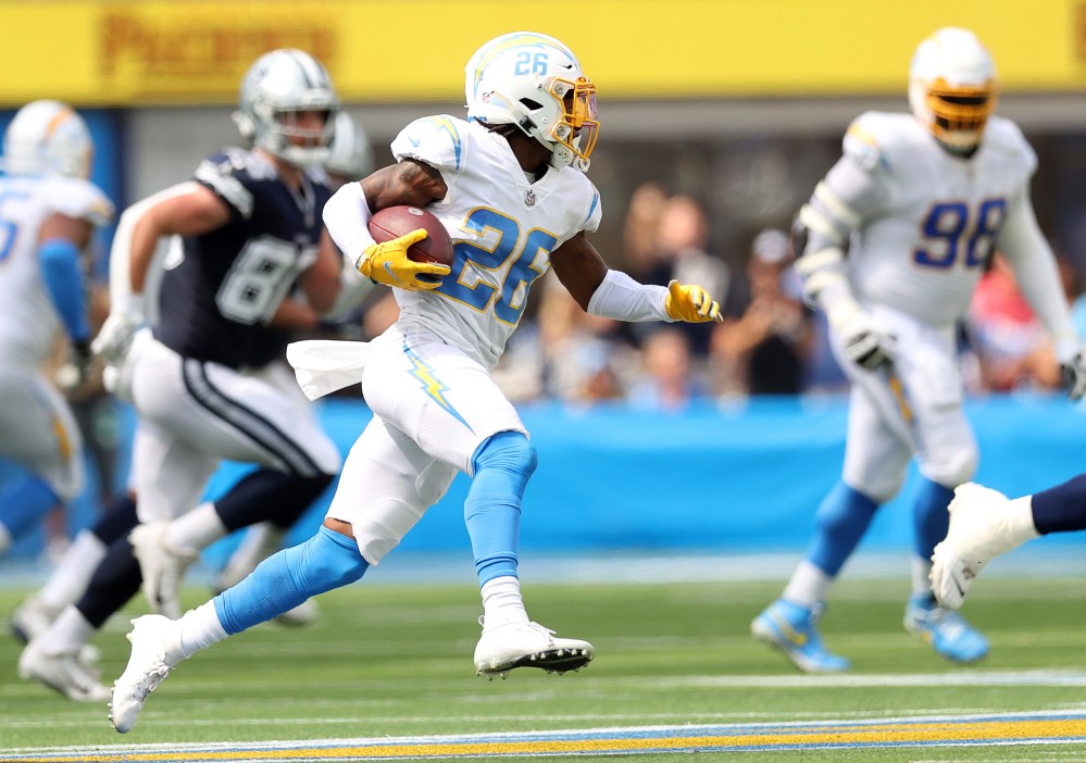 Photo: cowboys vs chargers point spread