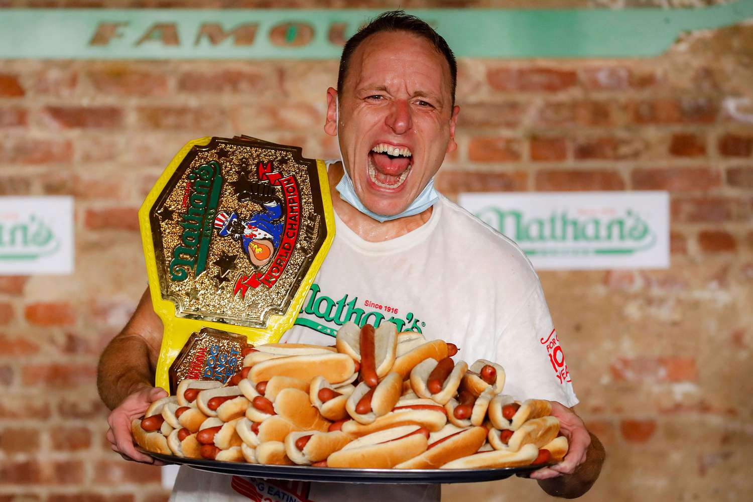 Photo: hot dog contest time limit