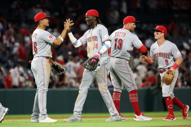 Photo: rookies to reds