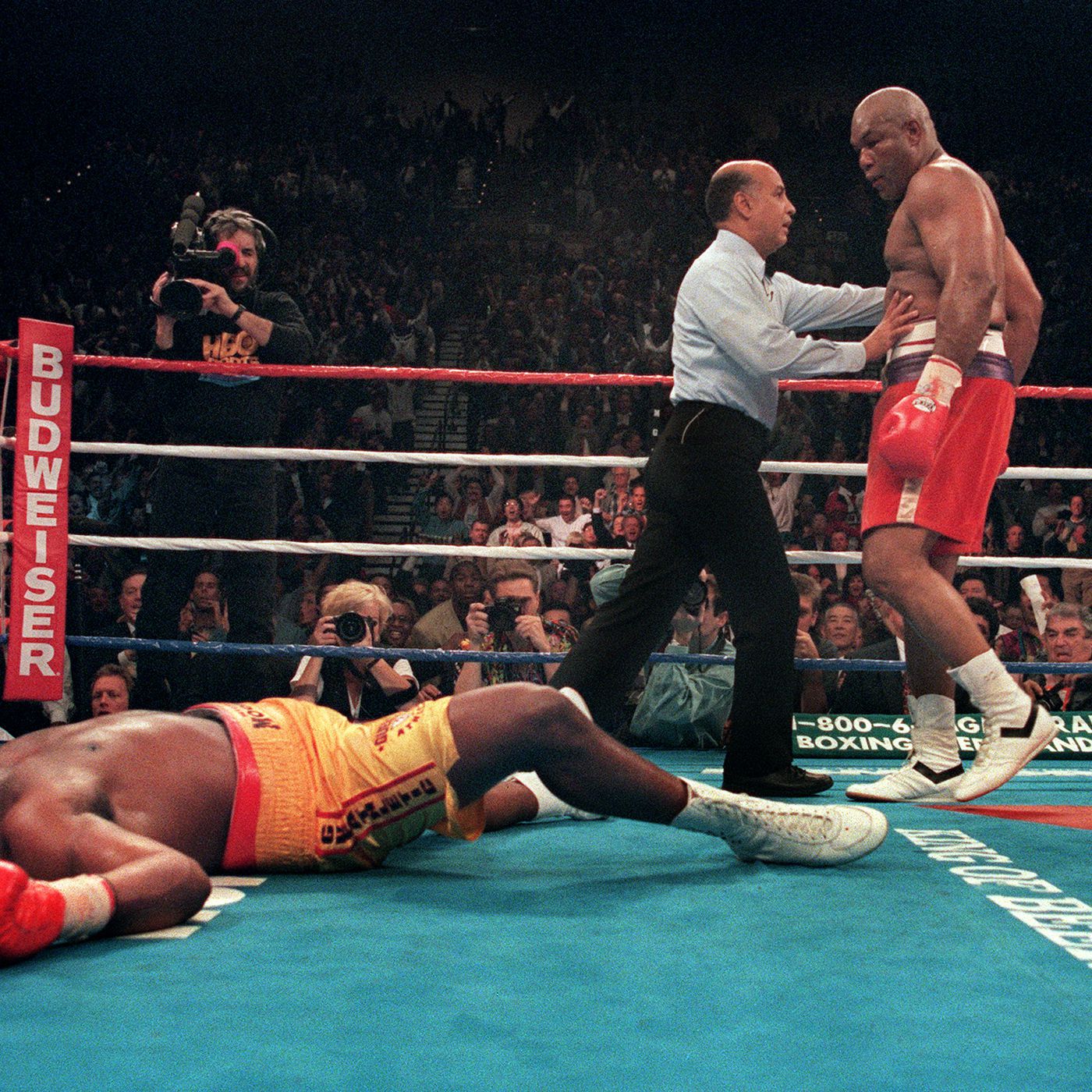 Photo: george foreman 1994 title fight