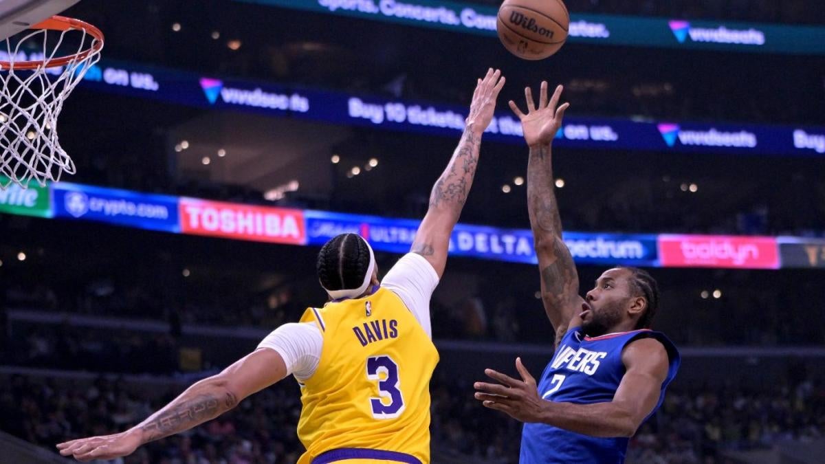 Photo: lakers clippers line