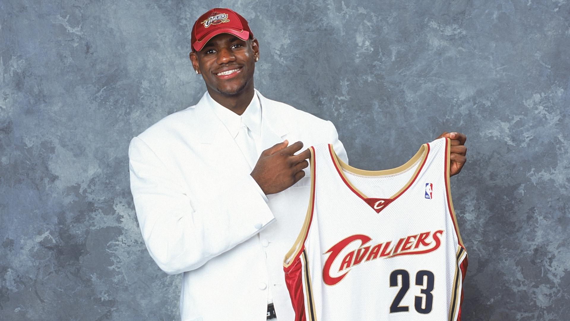 Photo: what year did lebron james go to college