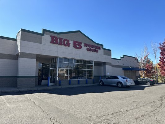 Photo: big 5 sporting goods encino