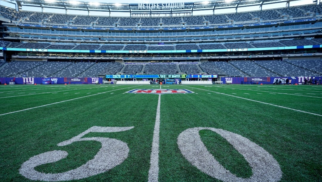 Photo: when was metlife stadium built