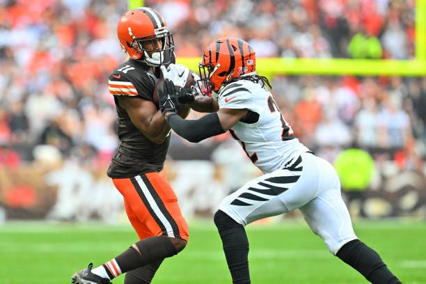 Photo: browns bengals point spread