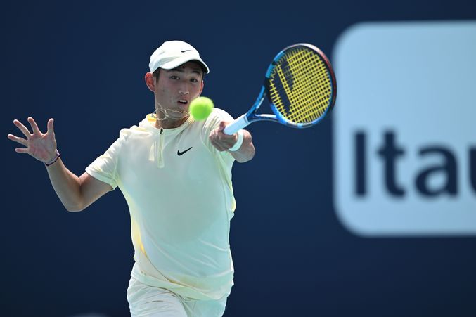 Photo: kei nishikori vs juncheng shang