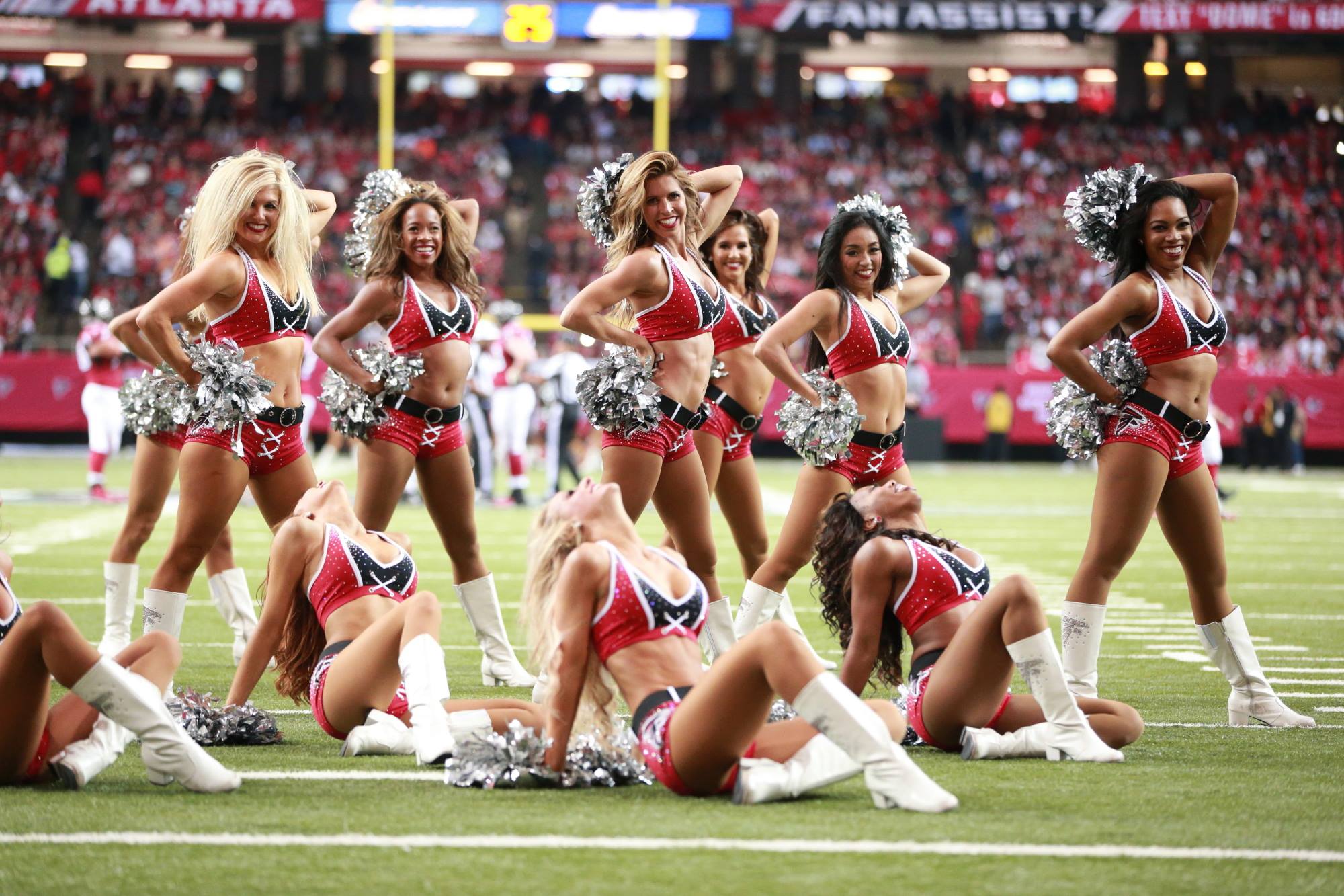 Photo: nfl cheer teams