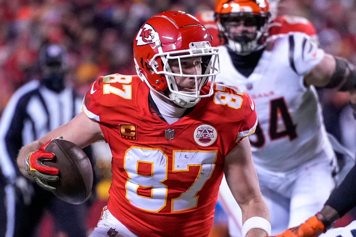 Photo: travis kelce prop bets