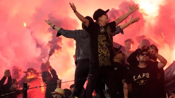 Photo: lafc flares