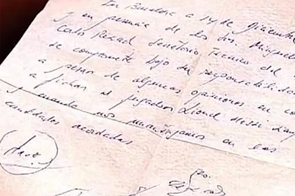 Photo: messi napkin contract