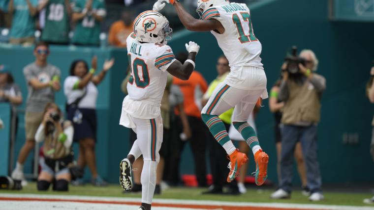 Photo: chiefs dolphins td scorers