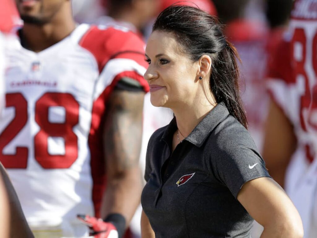 Photo: are there any female nfl coaches