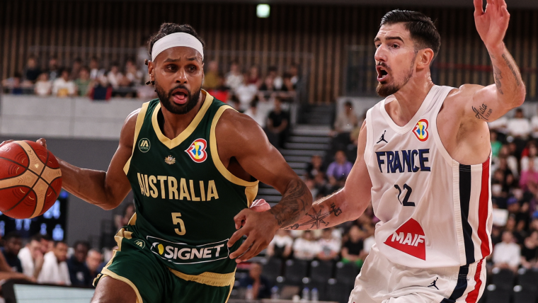 Photo: australia basketball score