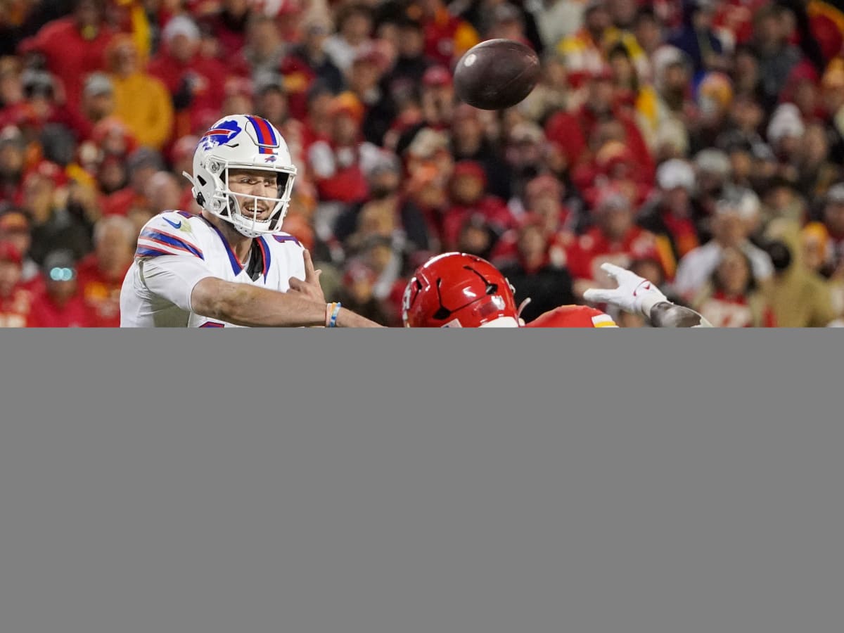 Photo: bills chiefs spread