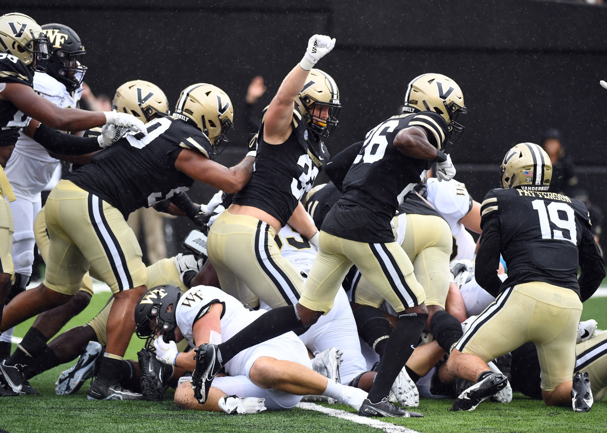 Photo: vanderbilt vs wake forest prediction