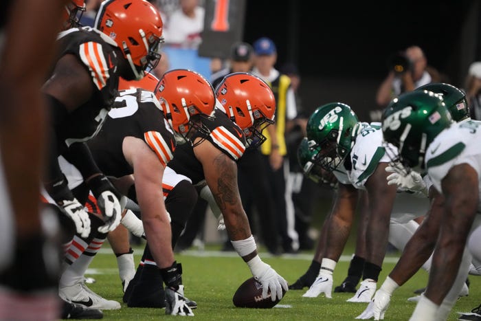 Photo: browns jets line