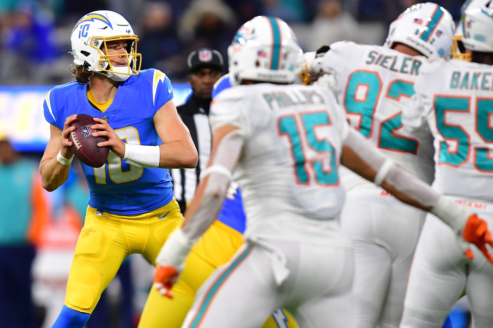 Photo: dolphins chargers over under