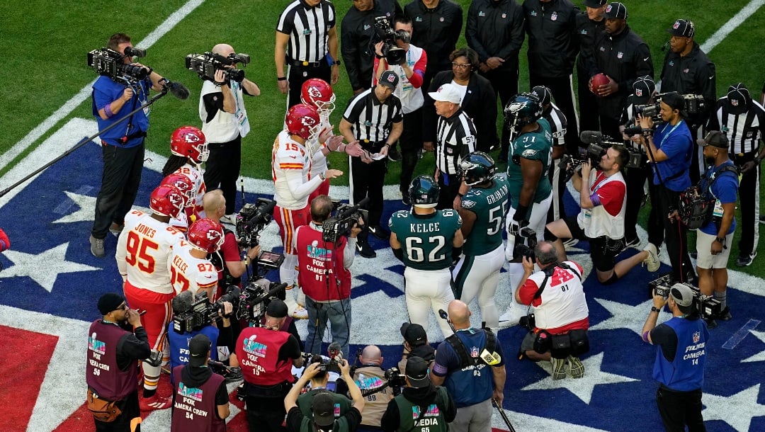 Photo: coin flip super bowl history