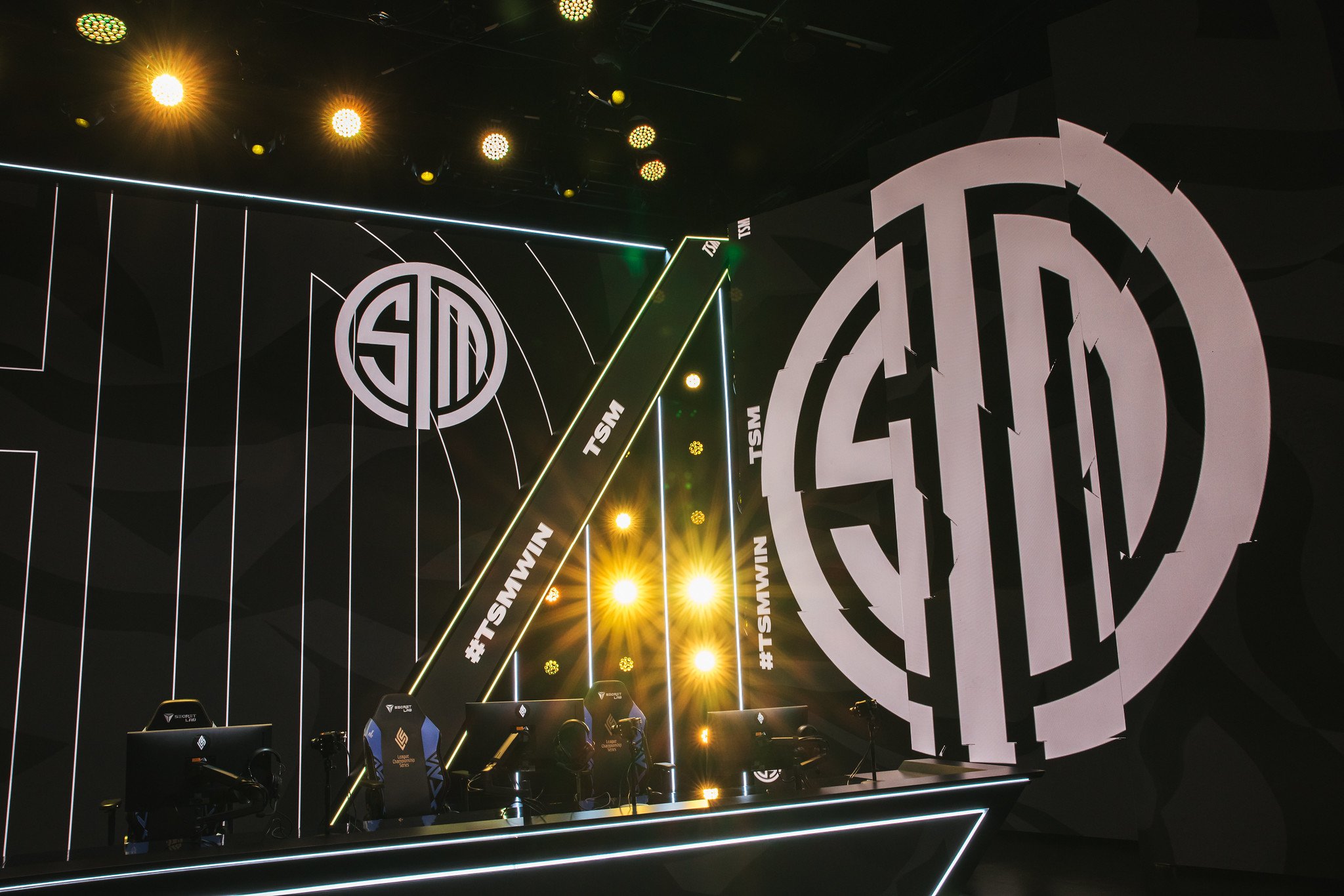 Photo: tsm league of legends 2024