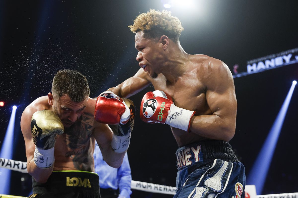 Photo: devin haney vs regis prograis odds