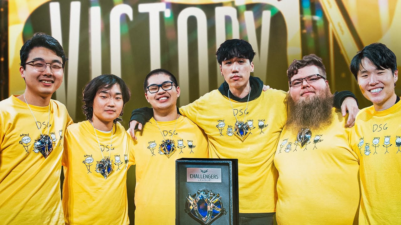 Photo: disguised toast league