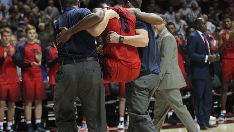 Photo: dayton basketball injuries