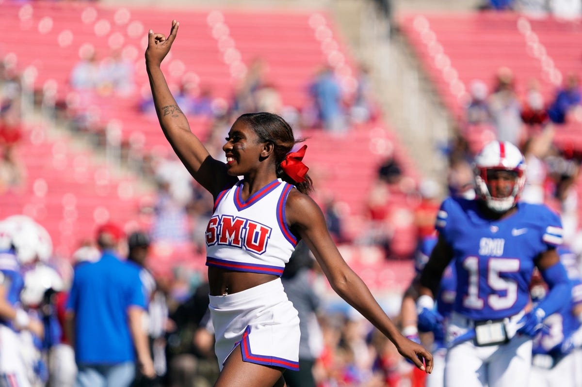 Photo: smu east carolina prediction