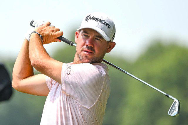 Photo: free golf betting picks