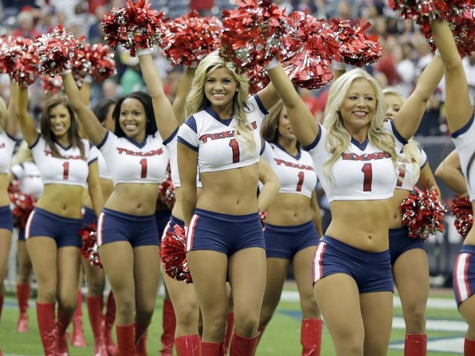 Photo: hottest cheerleader from each nfl team