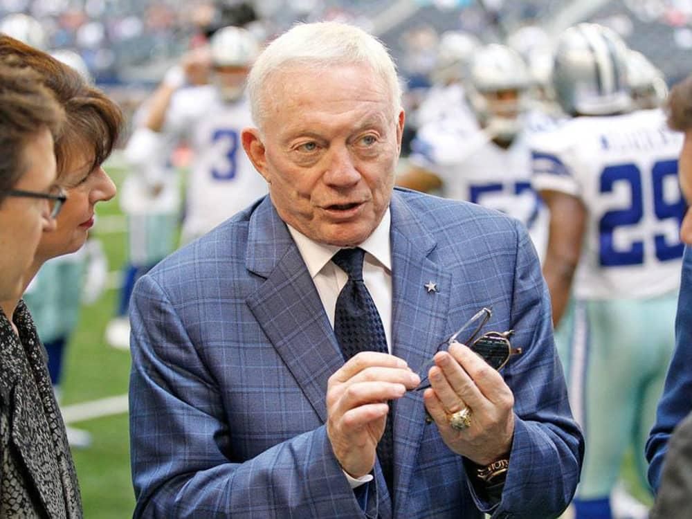 Photo: jerry jones 2000