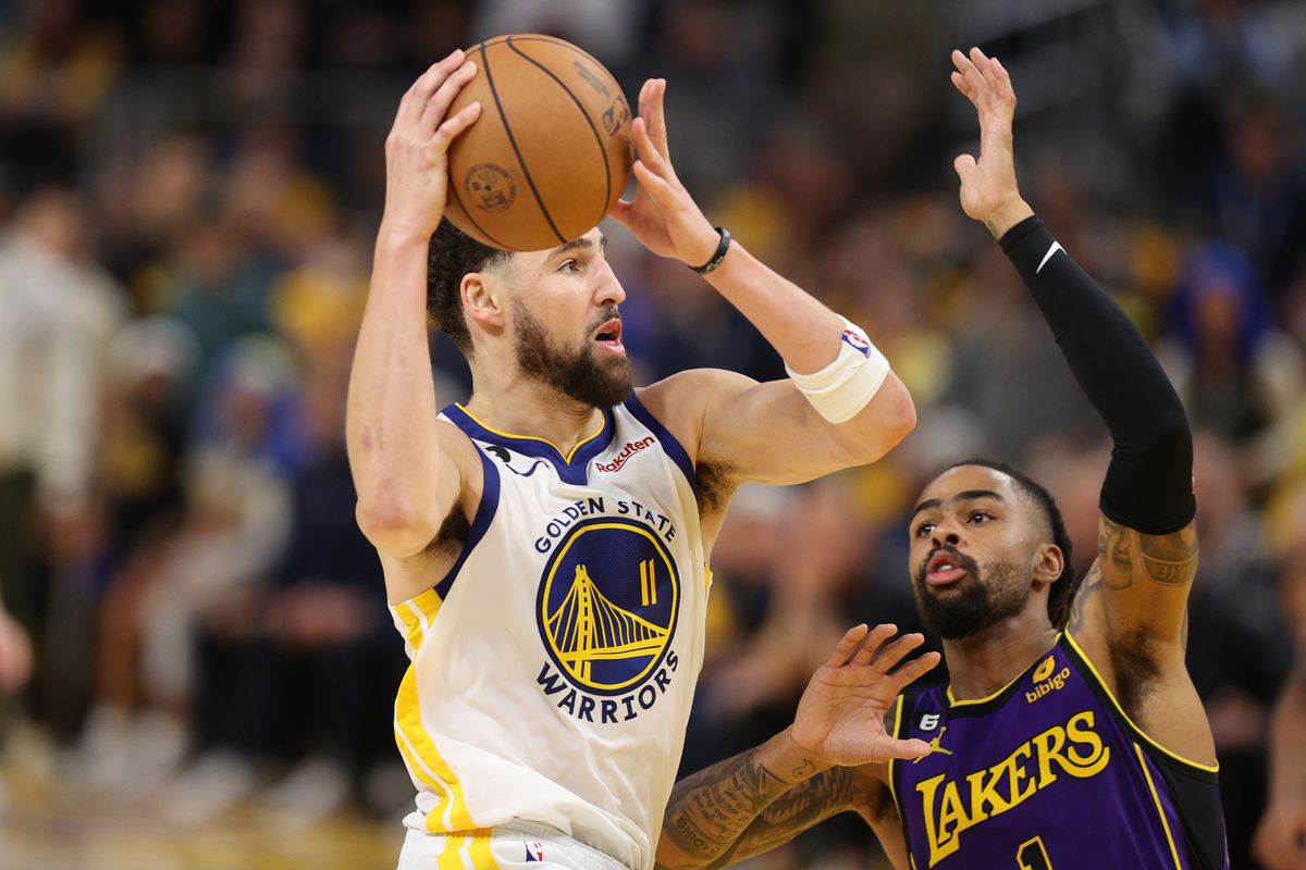 Photo: lakers warriors game 3 odds