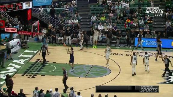 Photo: nevada wolf pack vs hawaii rainbow warriors basketball