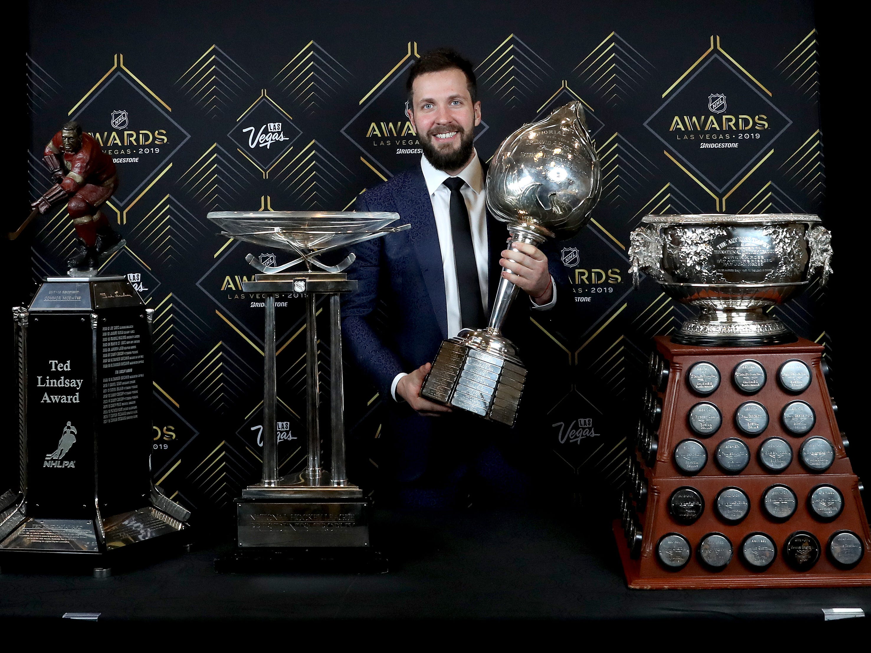 Photo: nhl season awards