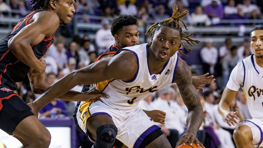 Photo: north texas vs east carolina prediction