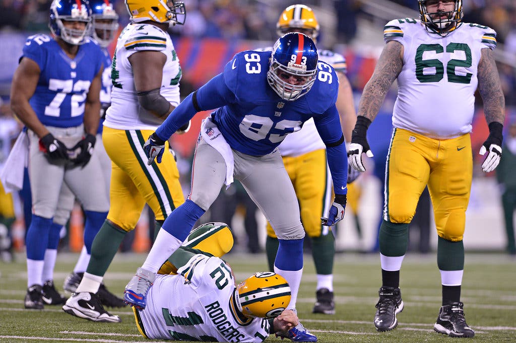 Photo: packers giants line