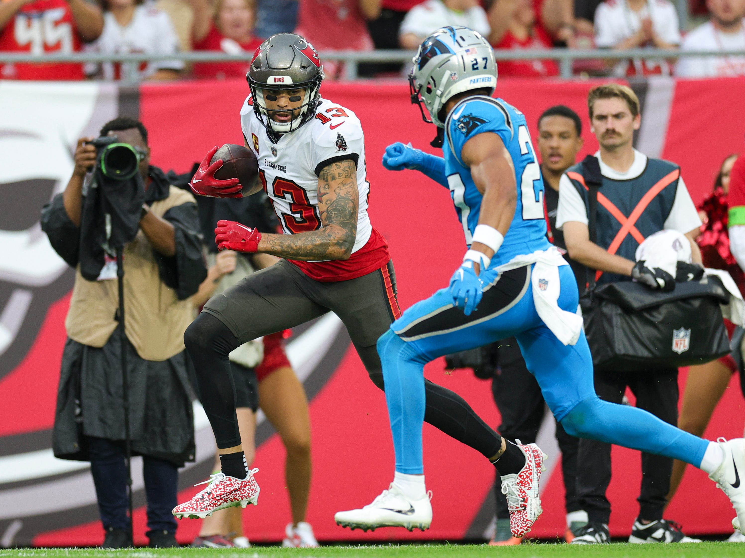 Photo: panthers vs buccaneers odds